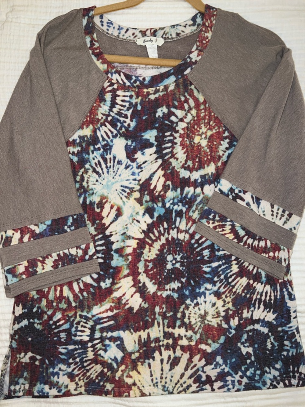 Lindy B Long-Sleeve Tie-Dye Raglan Top in Brown/Multi